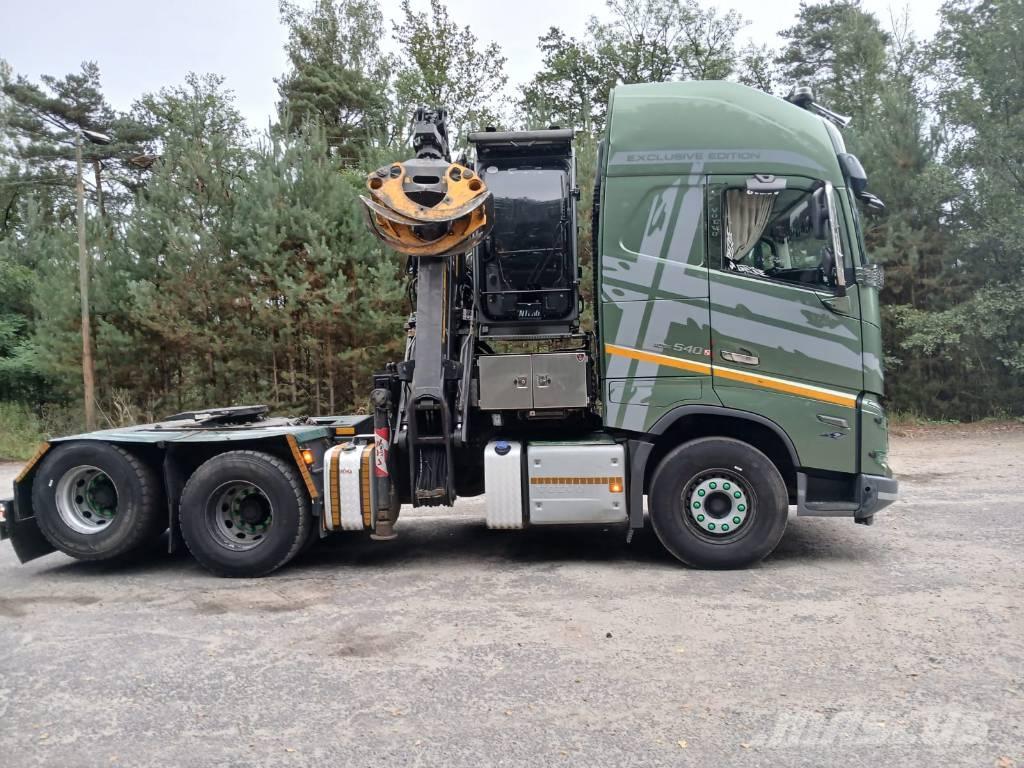 Volvo FH Kleinholztransporter
