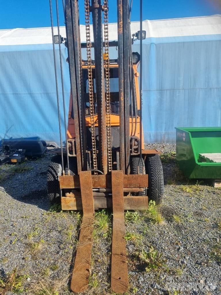 Mitsubishi FD 40 Dieselstapler