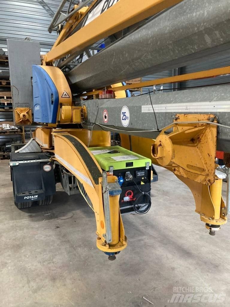 Potain M14 Selbstaufrichtende Krane