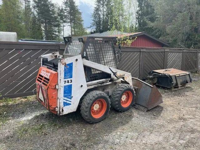 Bobcat 743 Kompaktlader