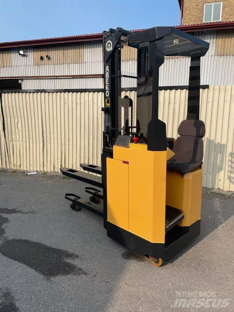 Abeko SKY16SV TFY Selbstfahrstapler