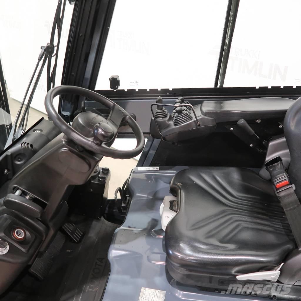 Toyota 8FBE18T Elektrostapler