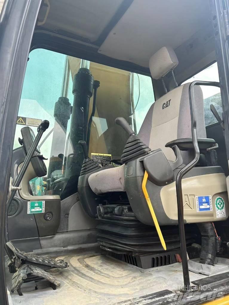 CAT CAT323D Raupenbagger