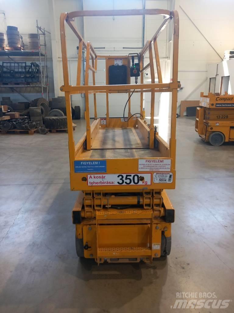Haulotte Compact 8 Scheren-Arbeitsbühnen