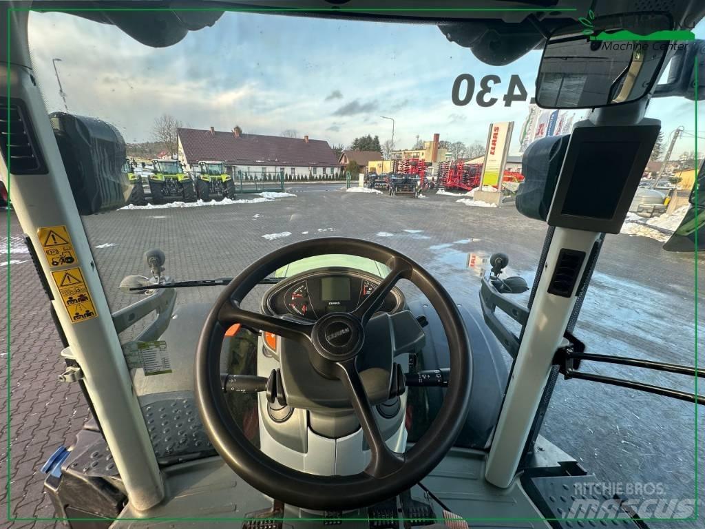 CLAAS Axion 850 Traktoren