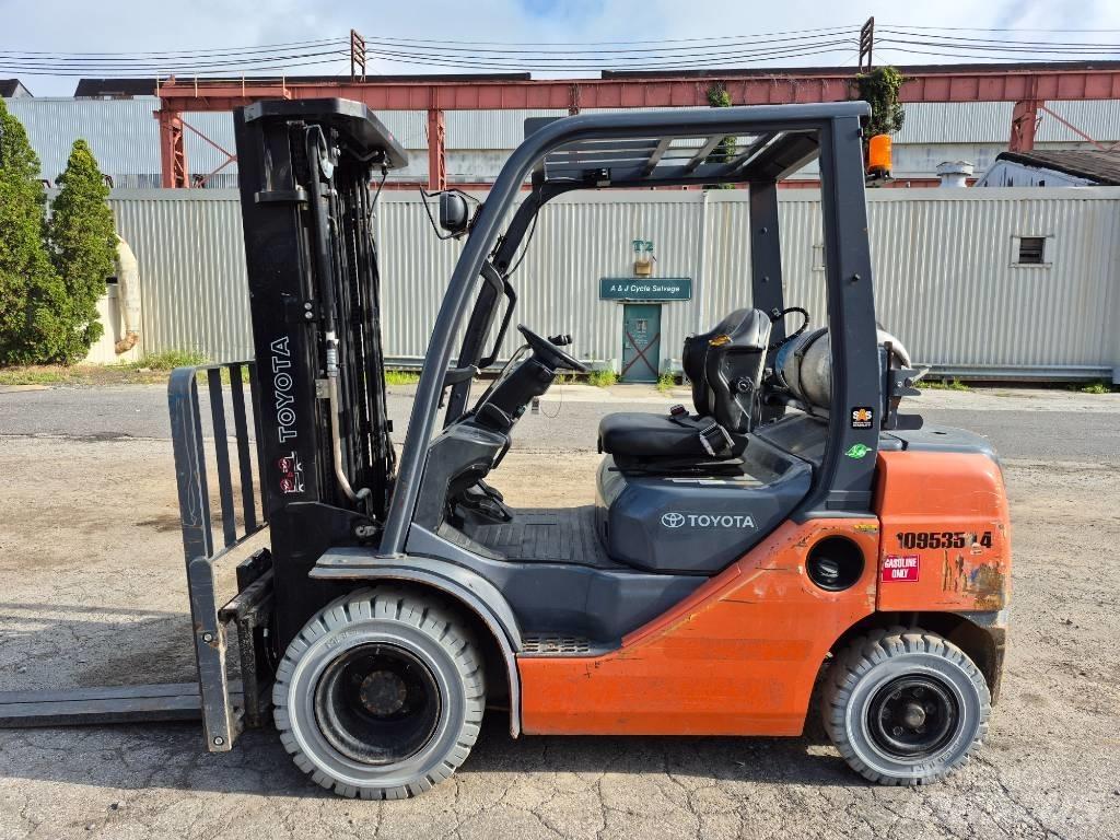 Toyota 8 FGU 25 Andere Gabelstapler