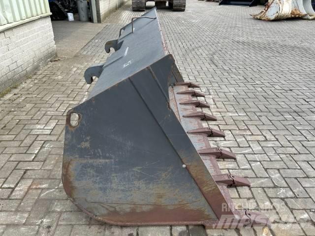 Volvo Shovel bak Schaufeln
