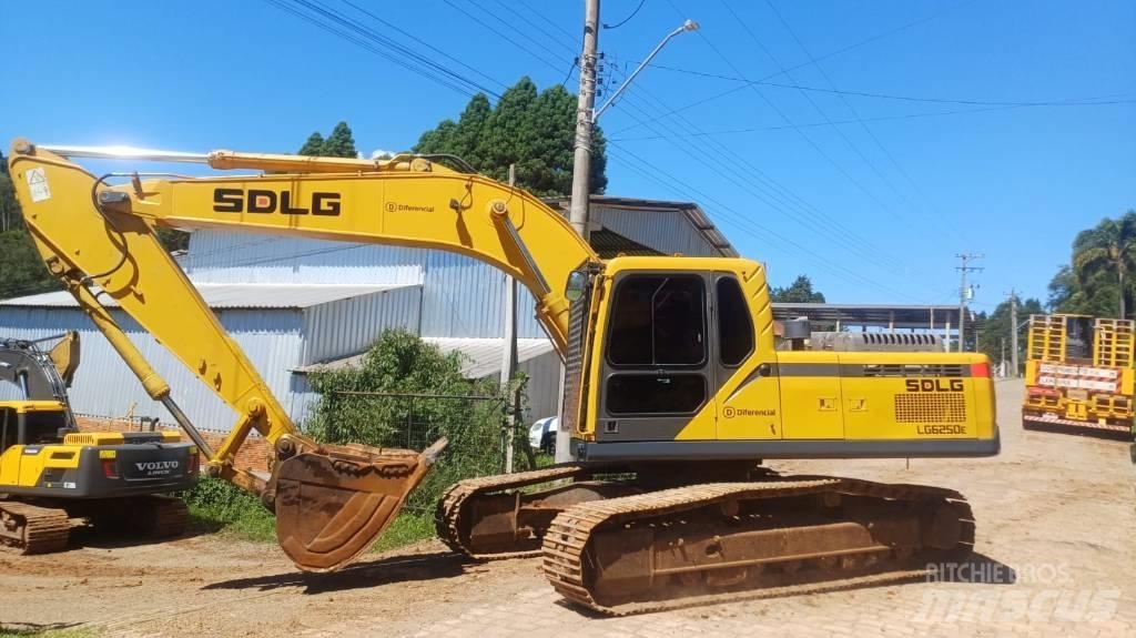 SDLG LG 6250 E Raupenbagger