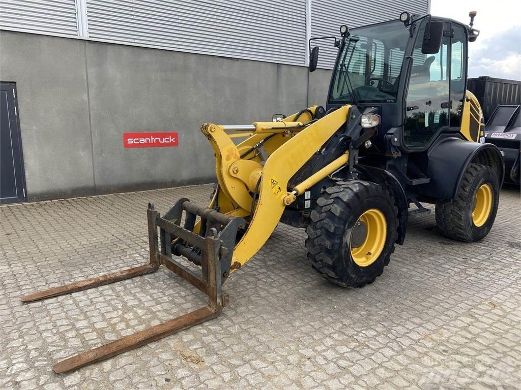Komatsu WA100-7 Multifunktionslader