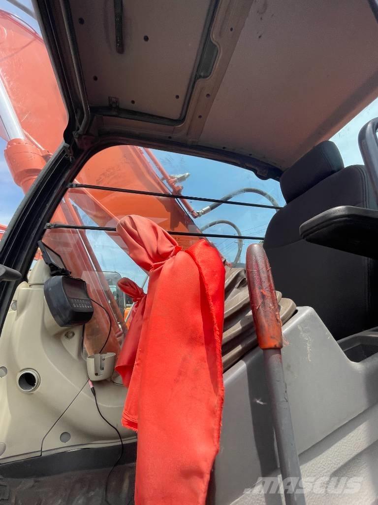 Hitachi ZX 240 Raupenbagger