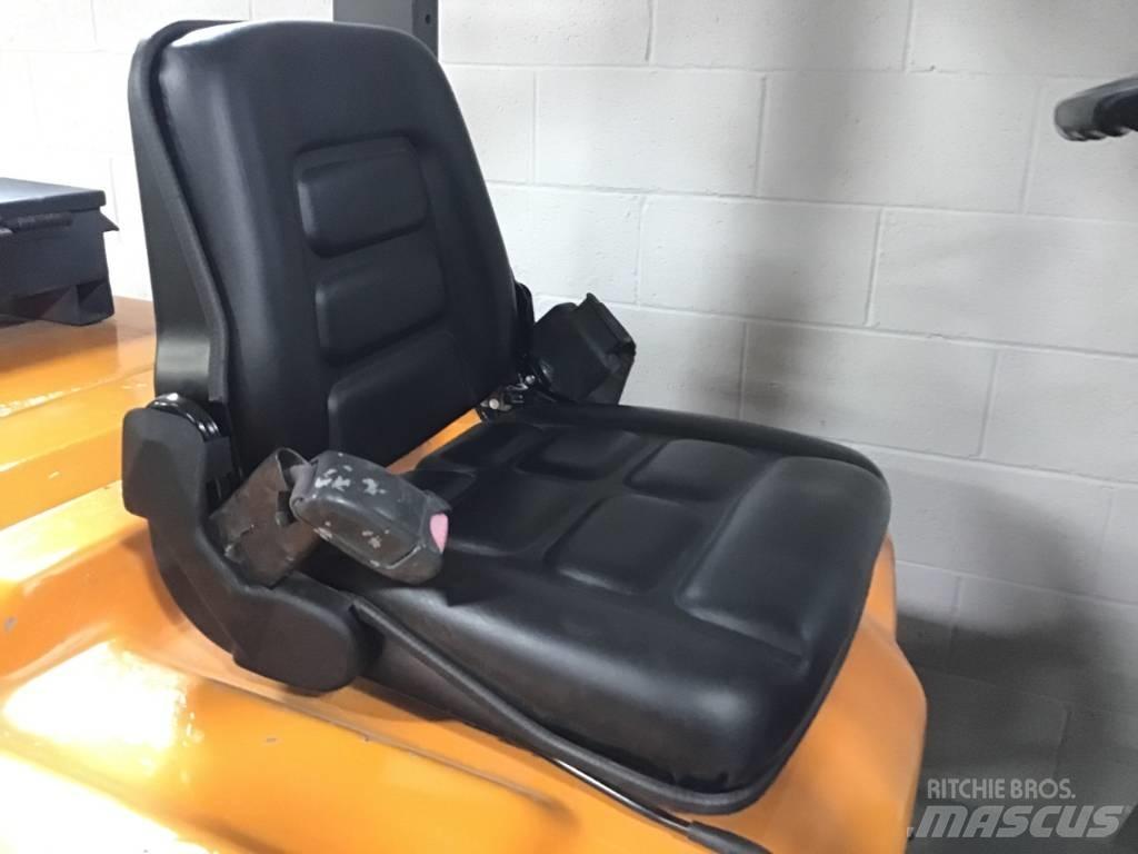 Toyota 02-5 FD 30 Andere Gabelstapler