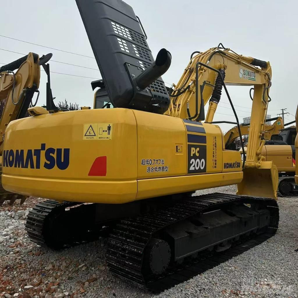 Komatsu 200-8 Raupenbagger