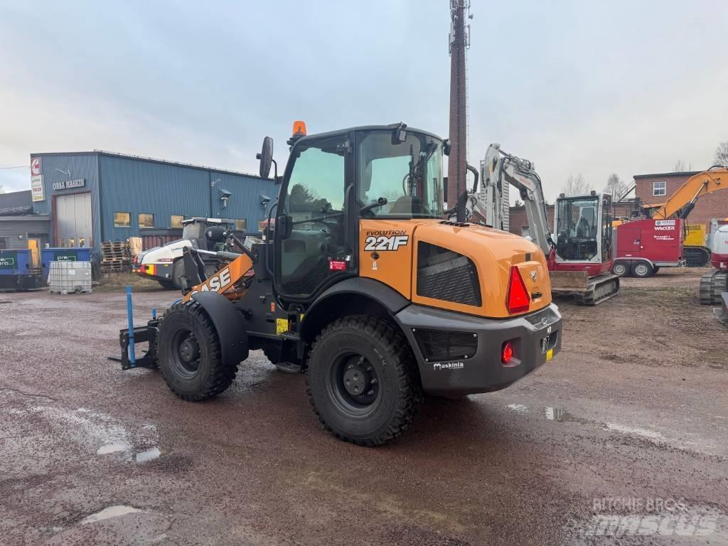 CASE 221 F Radlader