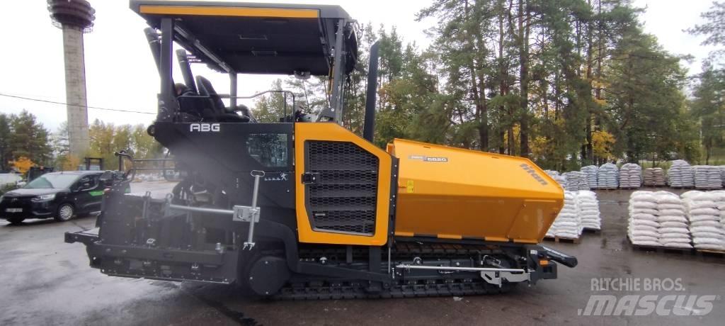 ABG 6820 Strassenfertiger