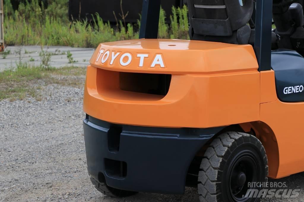 Toyota 7 FD 30 Dieselstapler