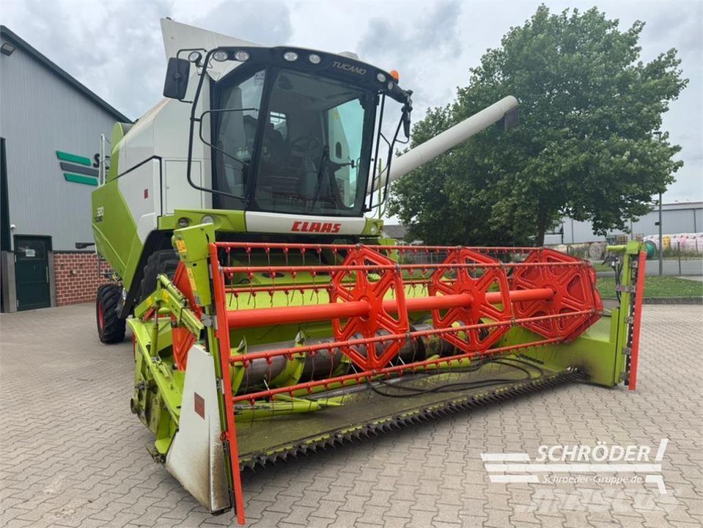 CLAAS TUCANO 320 Mähdrescher