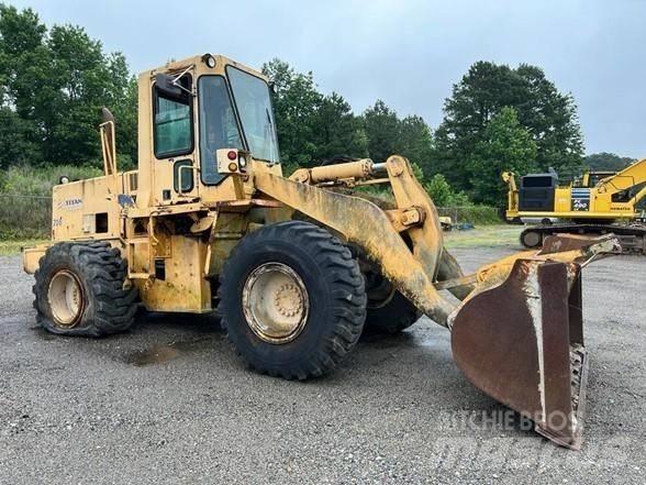 Komatsu WA 320-1 Radlader