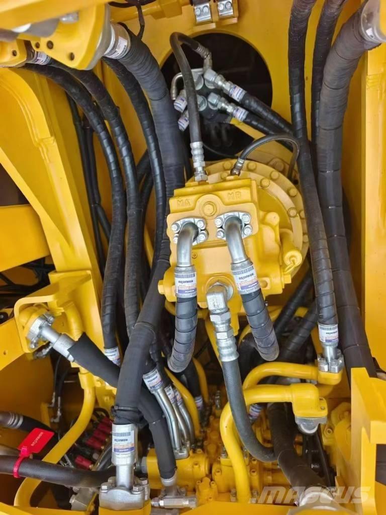 Komatsu 350-8 Raupenbagger