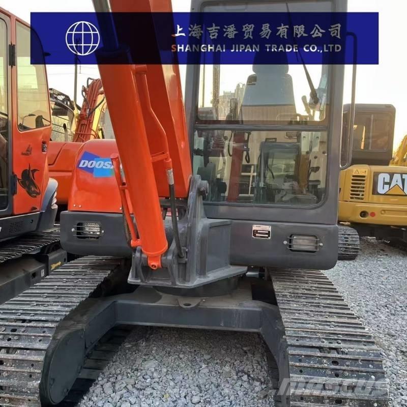 Doosan DH 55 Minibagger < 7t