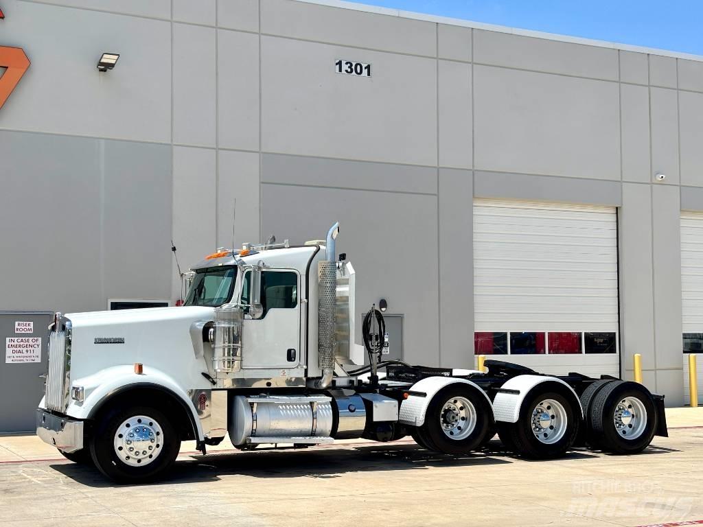 Kenworth W 900 Sattelzugmaschinen