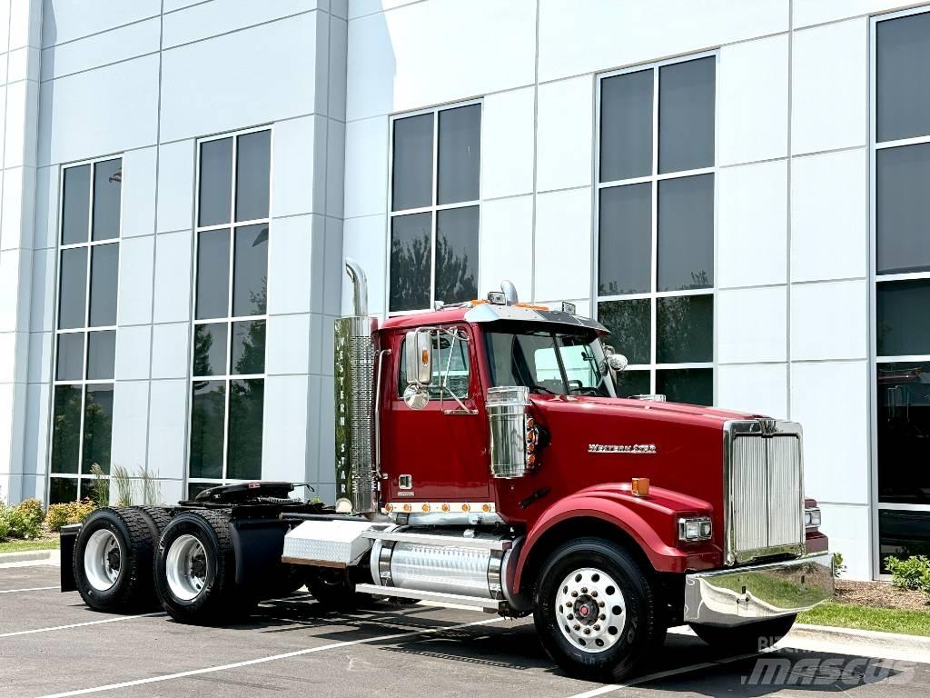 Western Star 4900 SF Sattelzugmaschinen