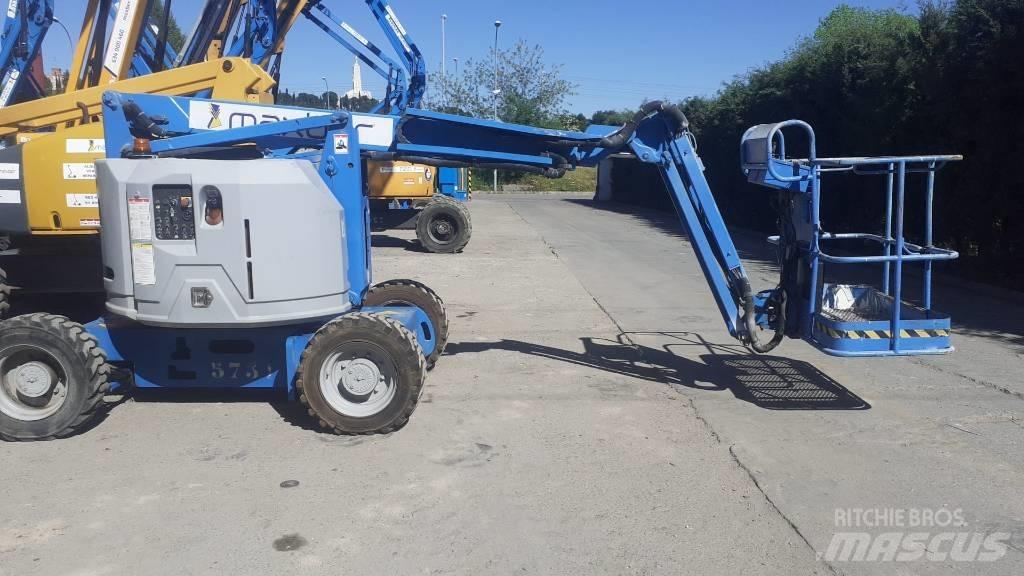Genie Z 34/22 Gelenkteleskoparbeitsbühnen