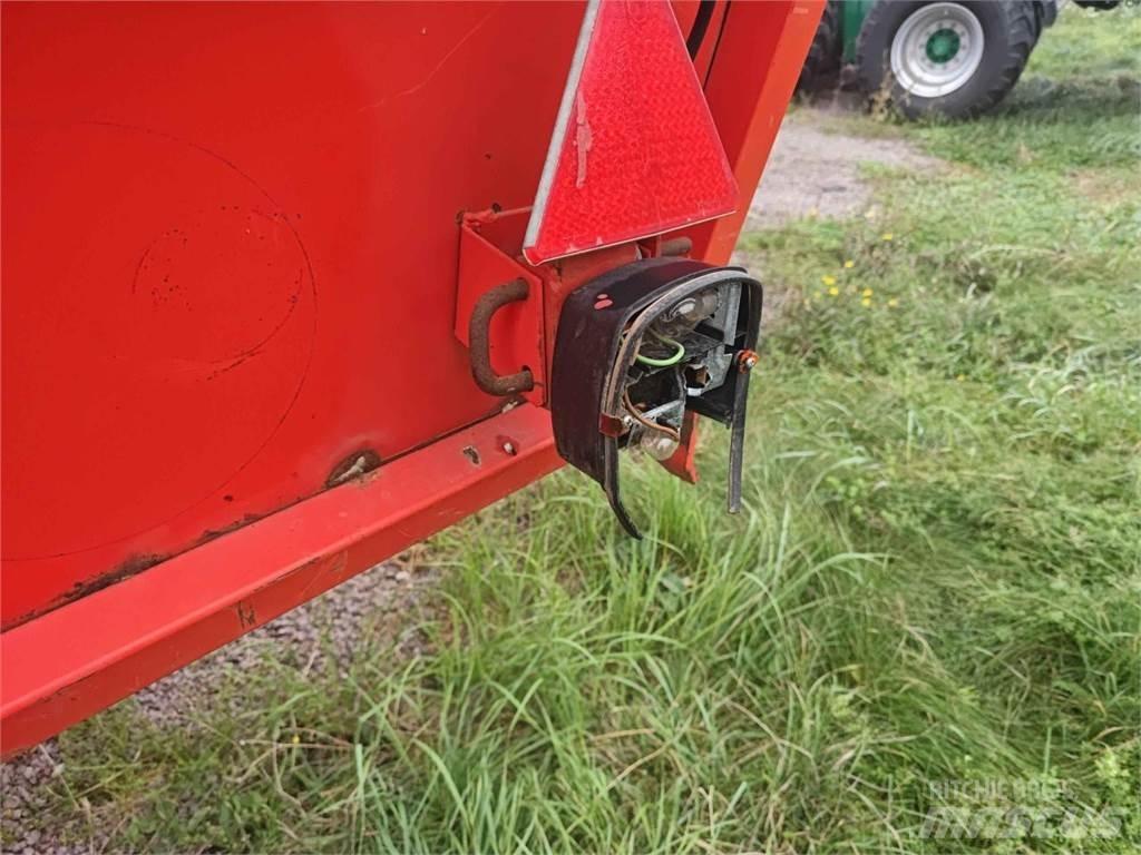 Deutz-Fahr E390 Ladewagen