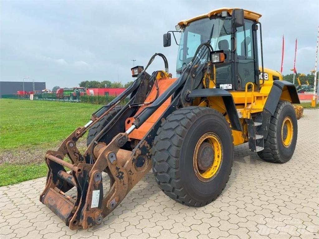 JCB 426E AGRI HT Radlader