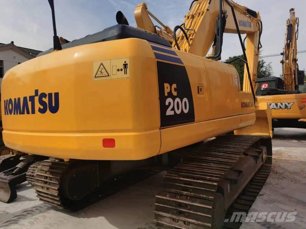 Komatsu PC 200-8 Raupenbagger