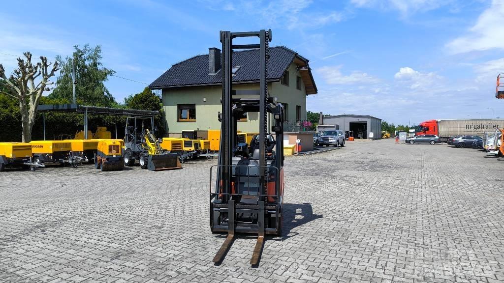 Linde E16-02 Elektrostapler