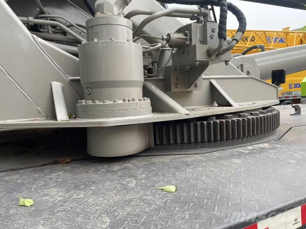 Zoomlion 25 Ton All-Terrain-Krane
