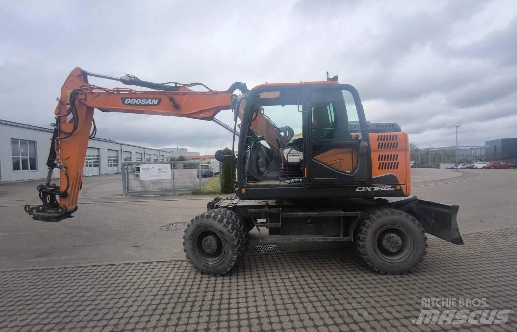 Doosan DX 165 W Mobilbagger