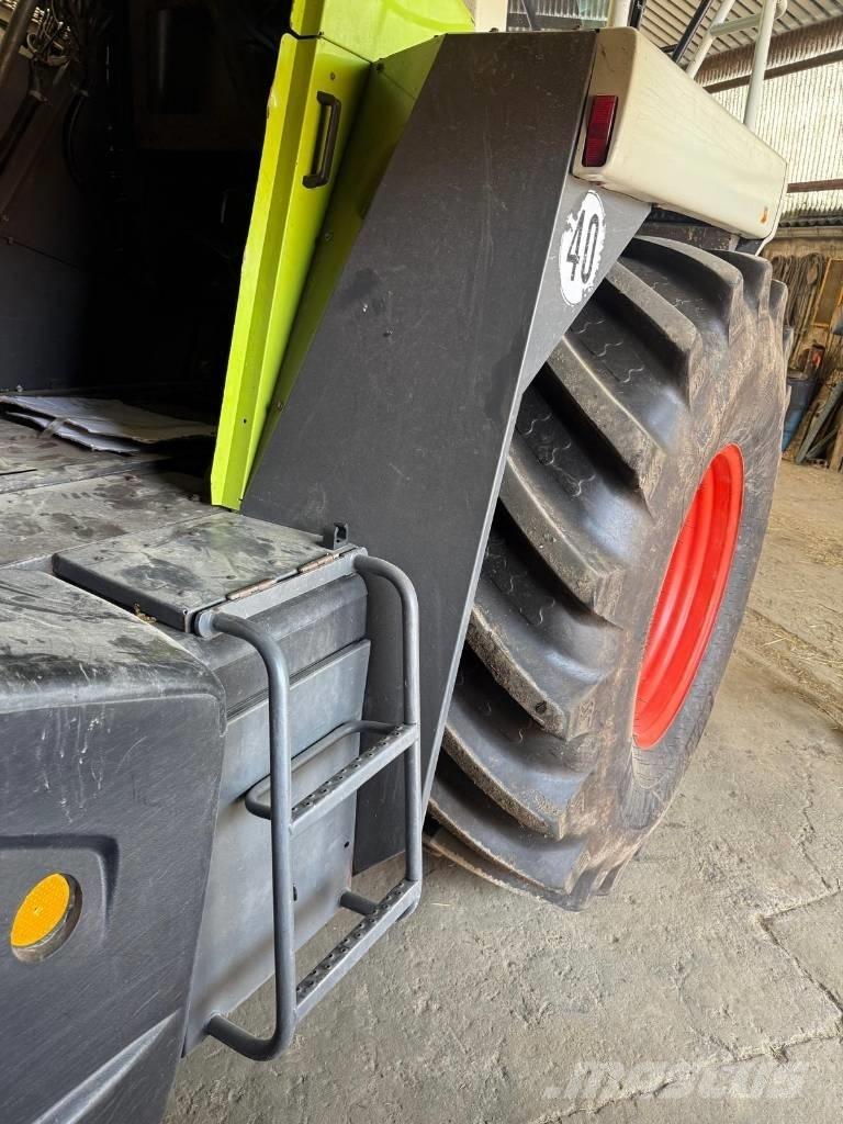 CLAAS Jaguar 900 Selbstfahrende Häcksler