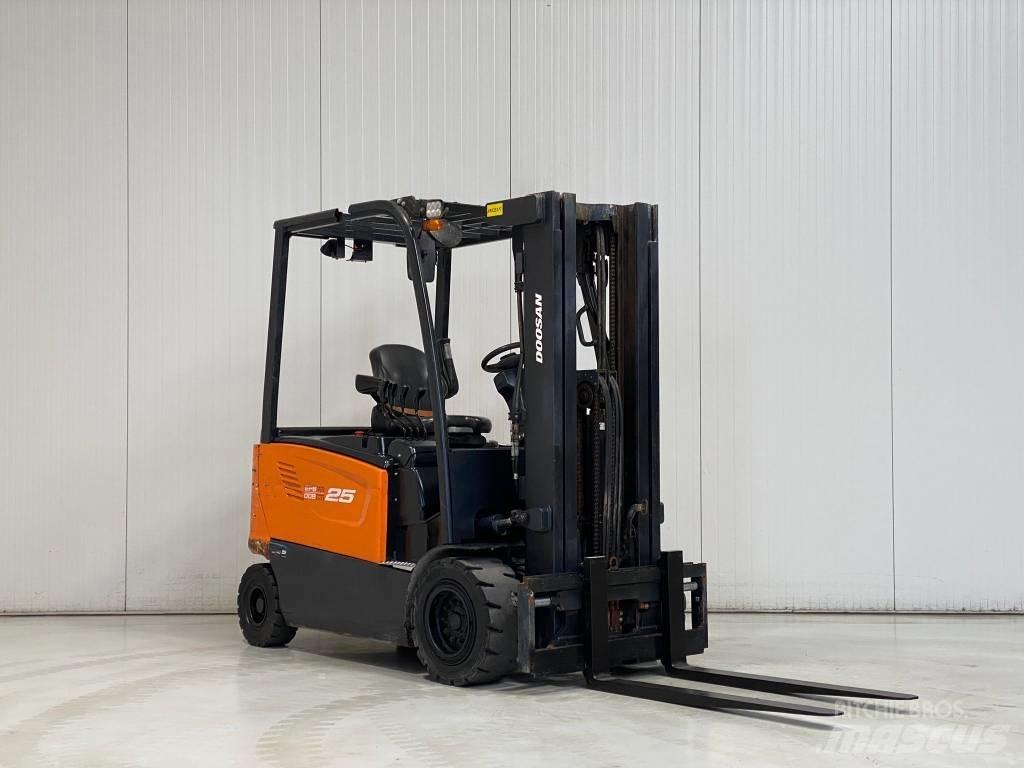 Doosan B25X-7 Elektrostapler