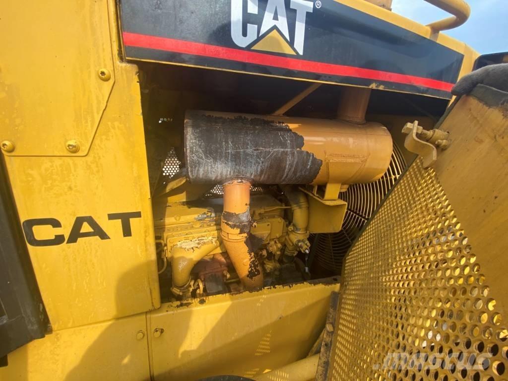 CAT D6R Bulldozer
