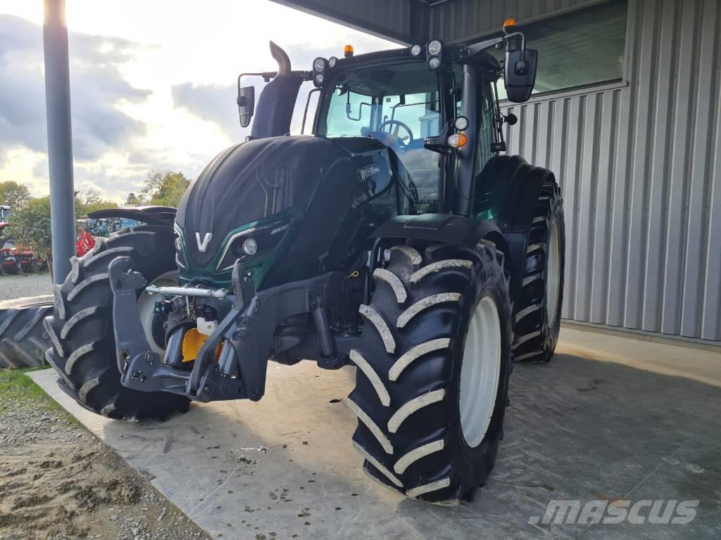 Valtra T 154 A Traktoren