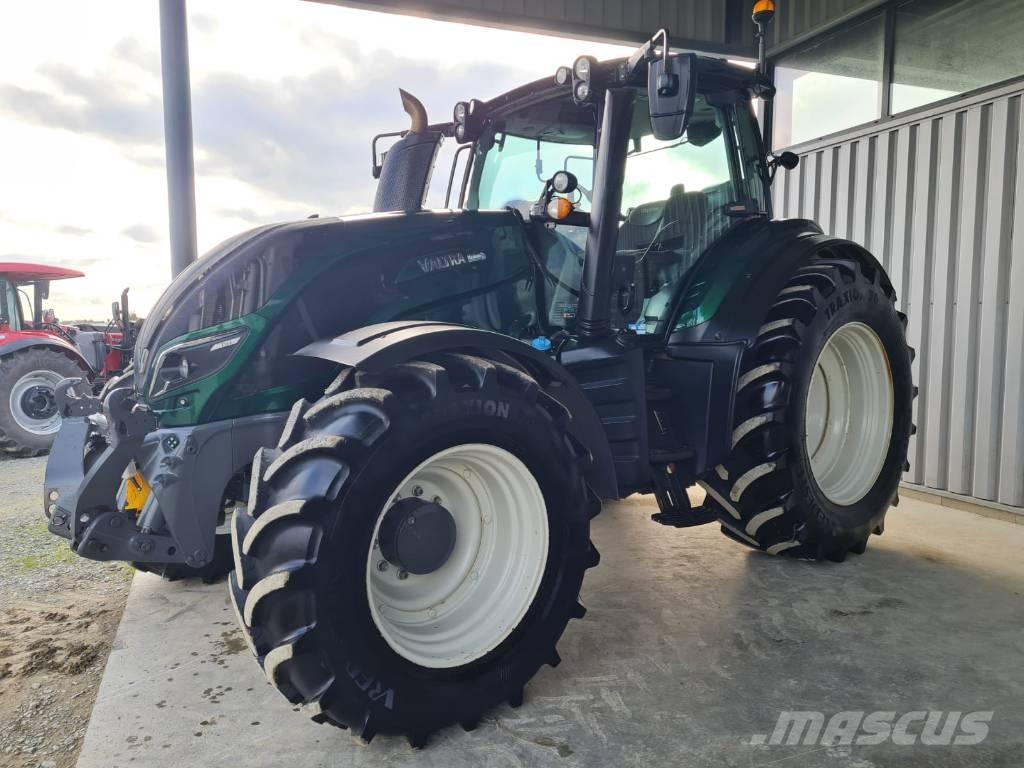 Valtra T 154 A Traktoren