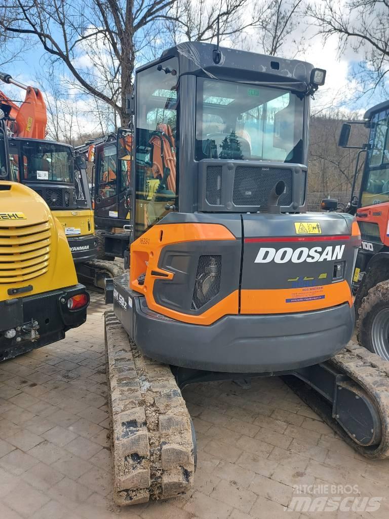 Develon DX 50 Z-7 Minibagger < 7t