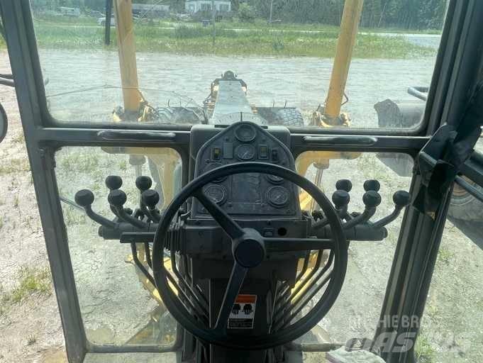 Volvo G 740 Grader