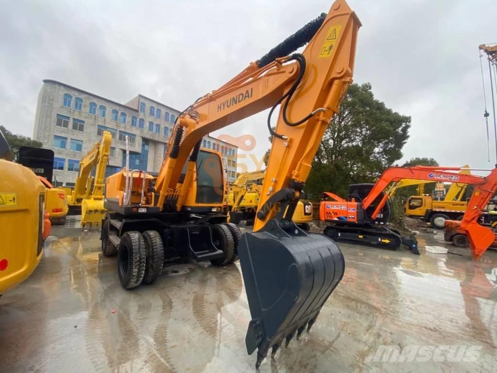 Hyundai 150W-9 Raupenbagger