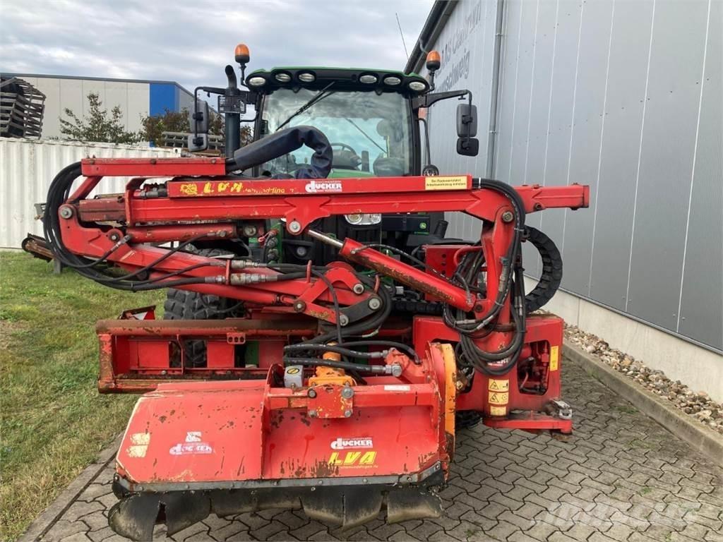 John Deere 6110R Traktoren