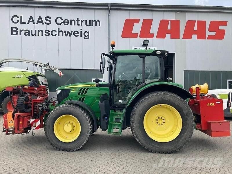 John Deere 6110R Traktoren