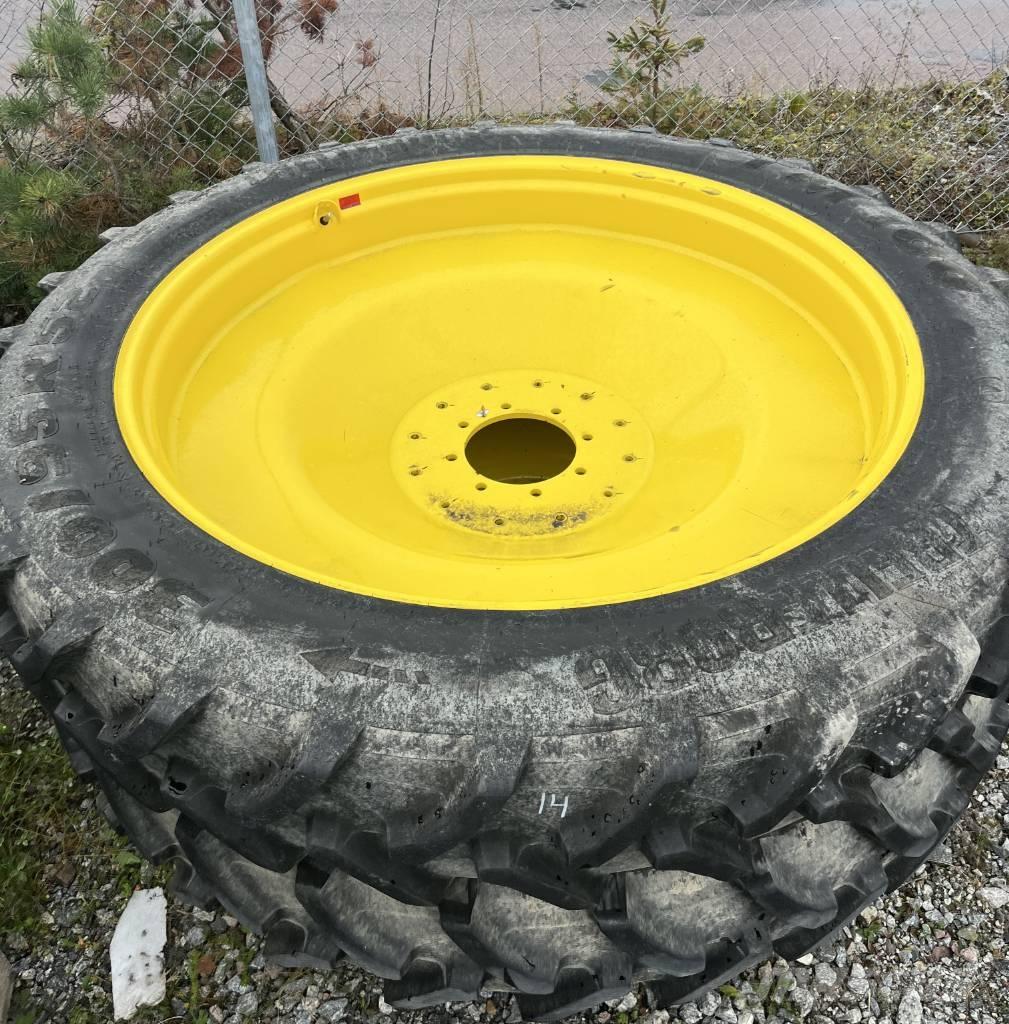 Trelleborg 300/95R52 Reifen