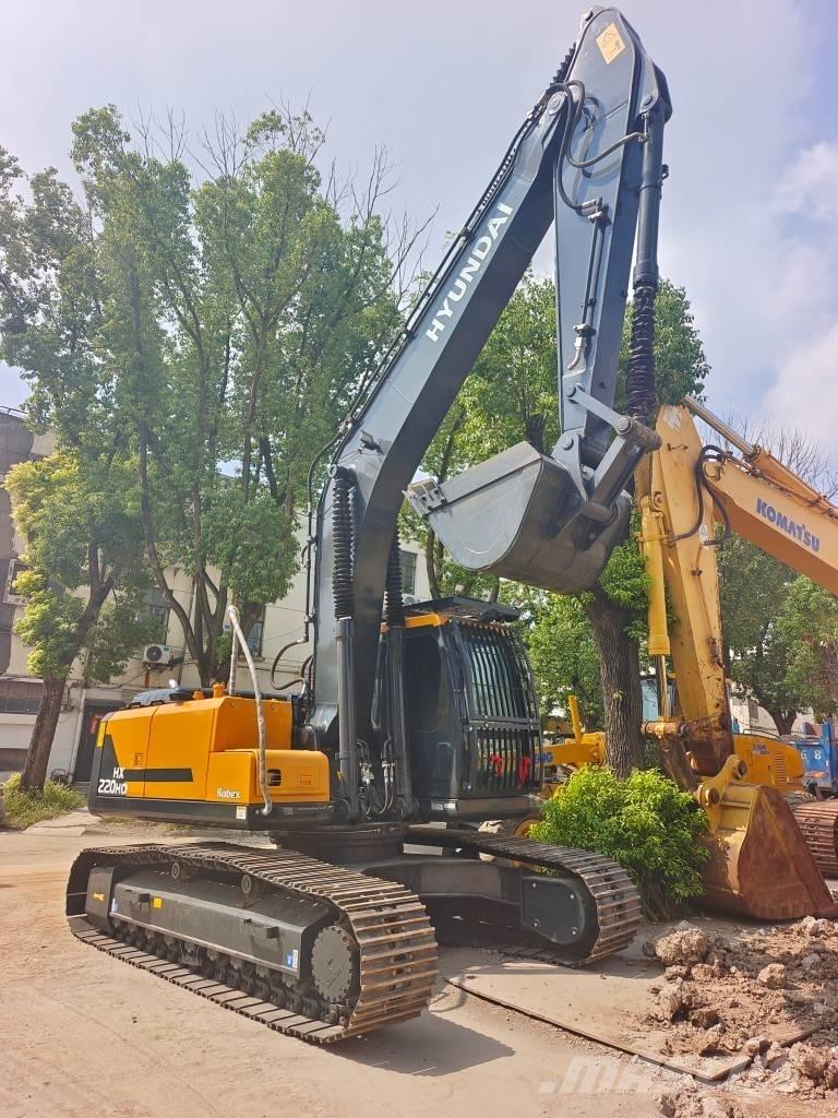 Hyundai HX 220 HD Raupenbagger