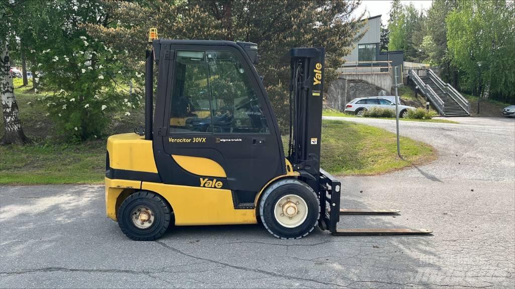 Yale GDP30VX Dieselstapler