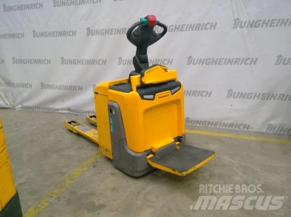 Jungheinrich ERE 225 Gabelstapler mit Fahrerstand