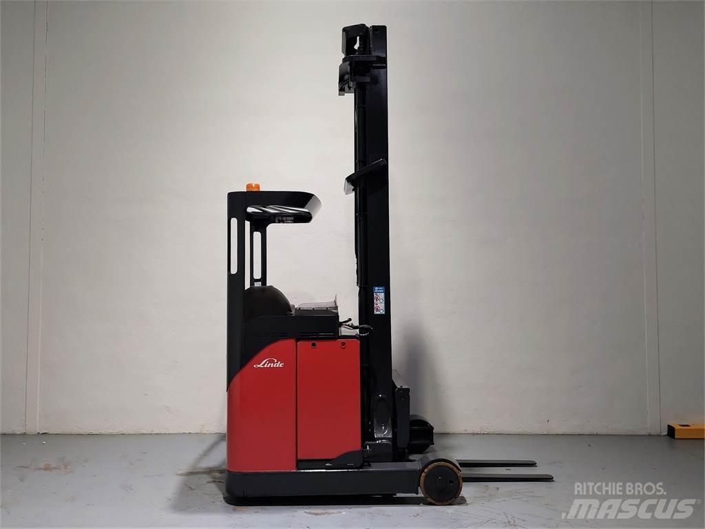 Linde R14HD Schubmaststapler