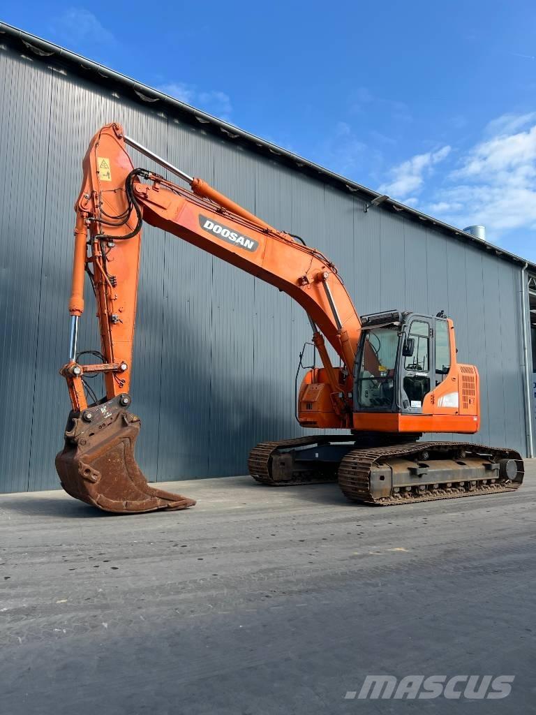 Doosan DX235LCR Raupenbagger