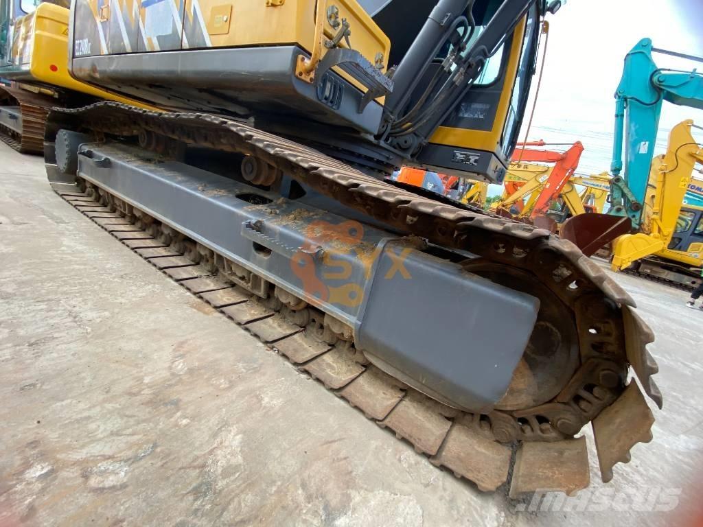 Volvo EC 240 B LC Raupenbagger