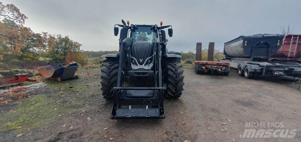 Valtra T 234 Versu Traktoren